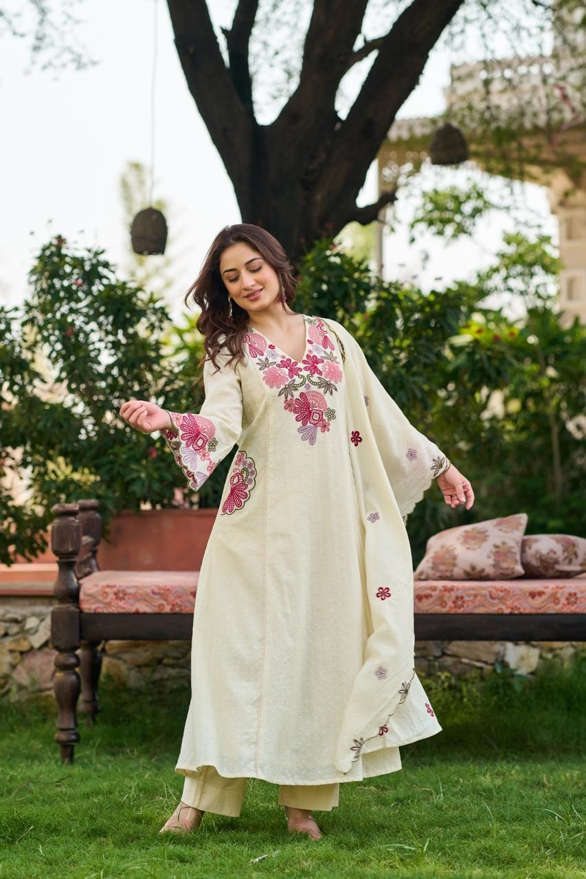 Elegant Cream Embroidered Kurta Set with Matching Dupatta